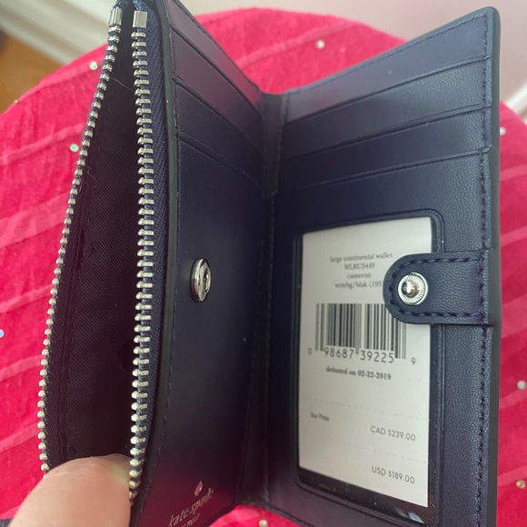 Kate Spade NY, Clover Geo Small Slim Wallet Bifold, Navy & Light Blue - Picture 4 of 6